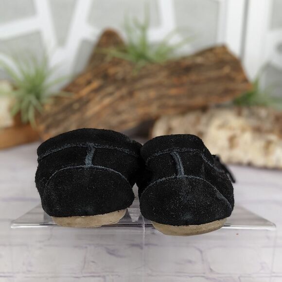 Minnetonka Kilty Moc Suede Loafers - Picture 5 of 7